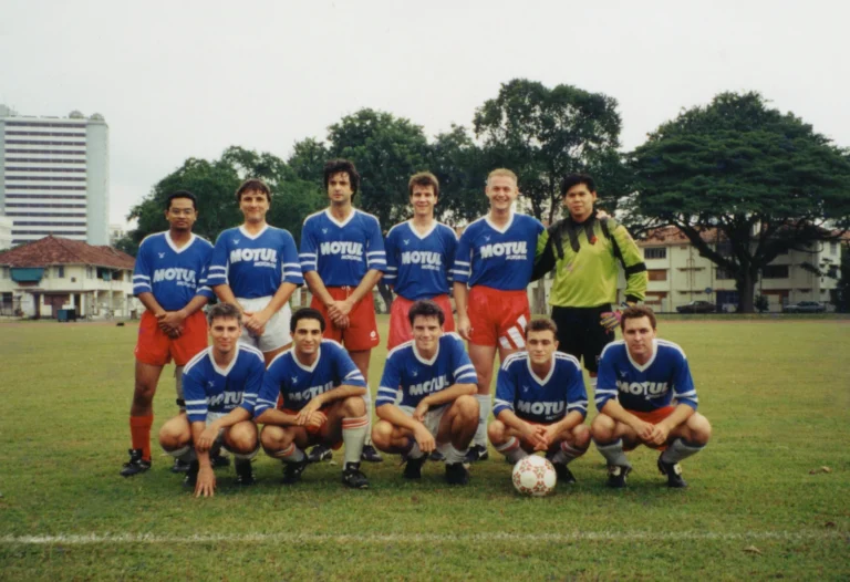 Olympique Gaulois Singapore football team in 1994